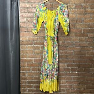 ANTHROPOLOGIE yellow floral small dress